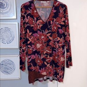 Susan Graver Liquid Knit Women’s Size XL Floral 3/4 Sleeve Asymmetrical Blouse